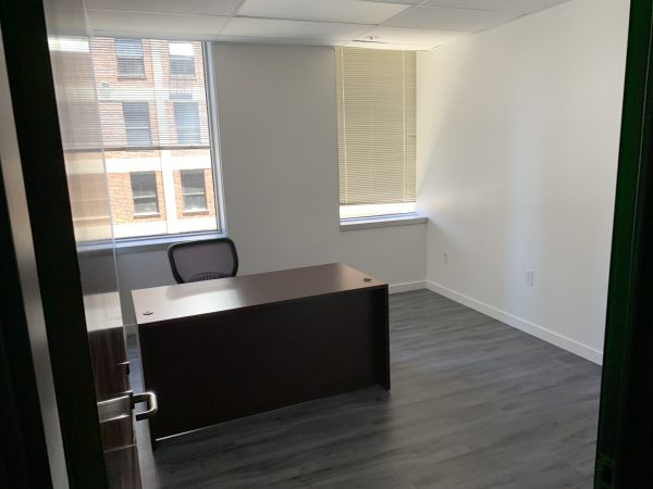 Private Office at Downtown Los Angeles Virtual Office at 611 Wilshire Blvd