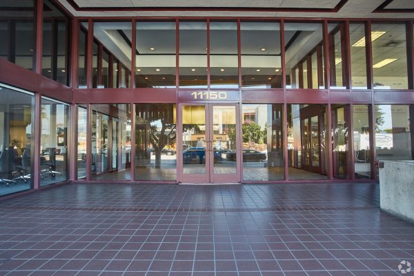 Entrance Century City Virtual Offices at 11150 West Olympic Blvd